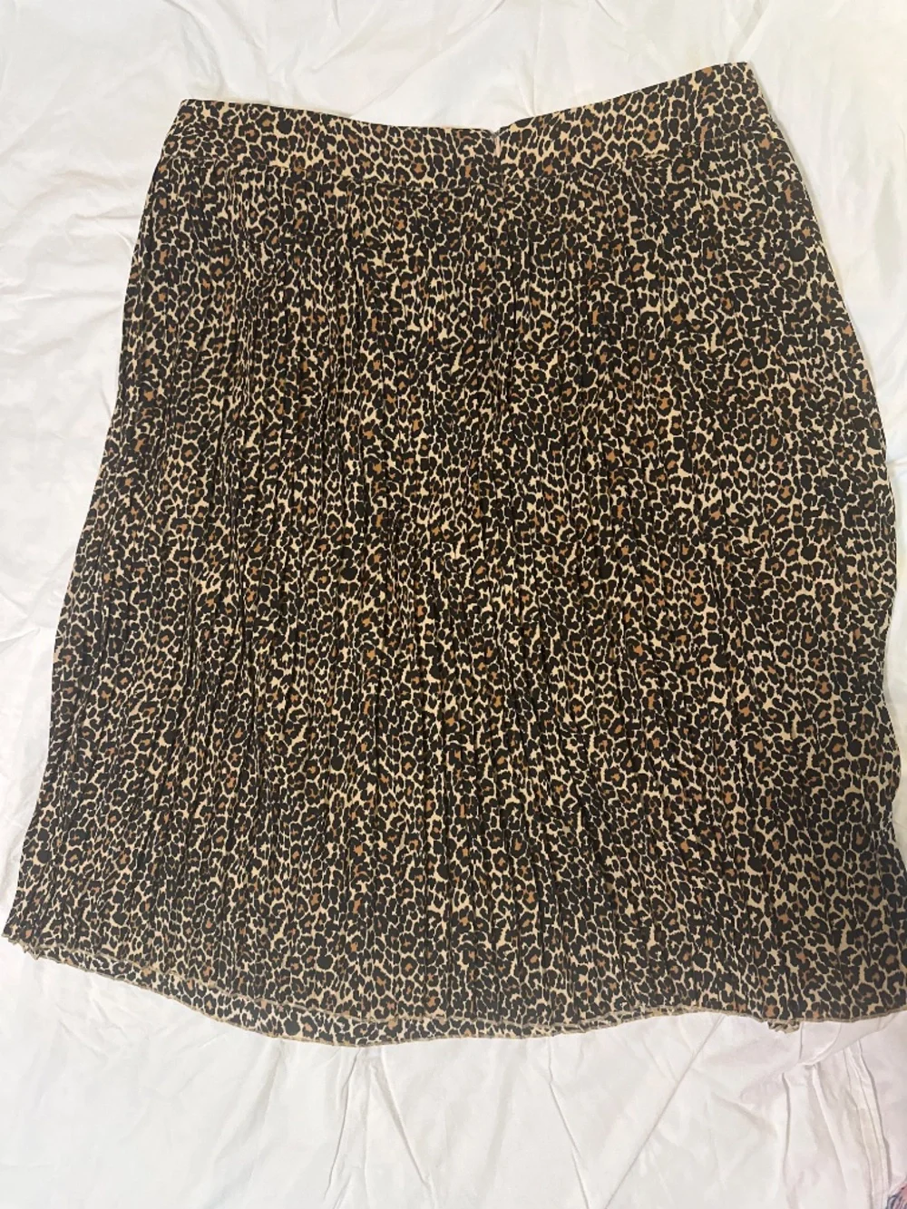 Like New J Crew Pleated Cheetah Skirt